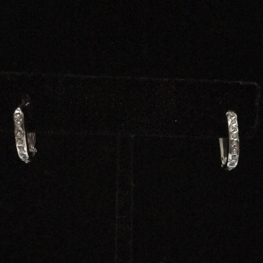 Sweetest 14k White Gold Diamond Accent Earrings